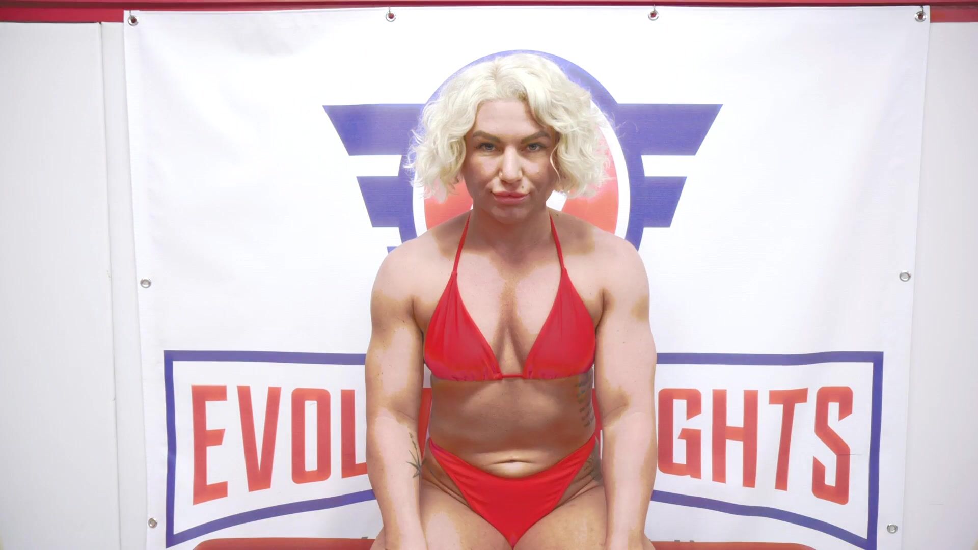 EvolvedFightsLez ArielVs Muscle Marilyn FETiSH