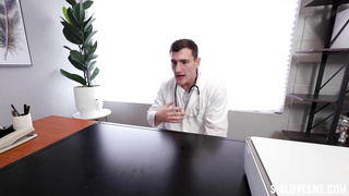 SisLovesMe Dylan Moore WRB