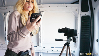 hotandmean.24.12.31.kayla.kayden.and.tru.kait.lesbian.stakeout.freakout