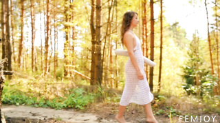 femjoy.25.01.11.luna.art.magic.woods