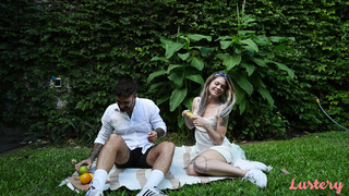 Lustery E Alex And Sammm A Very Pleasurable Picnic FETiSH