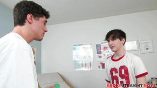 College Boy Physicals – Nicholas Michaels And Andy Adler – Andy Fucks Nick To Get More Sper
