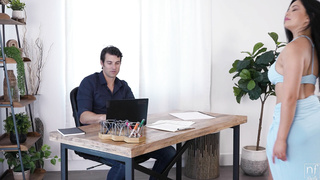 NFBusty Scarlett Alexis Shes My Distraction WRB