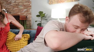 MomIsHorny Tall Girl Alli WRB