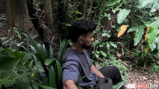 Focused Yoga– Dylan Sins And Dario Quiro