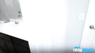 PervMom Jena Larose And Alexa Chains WRB