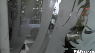 MYLFSeeker Alyssia Vera Making A Naughty Deal With A Hot MILF WRB