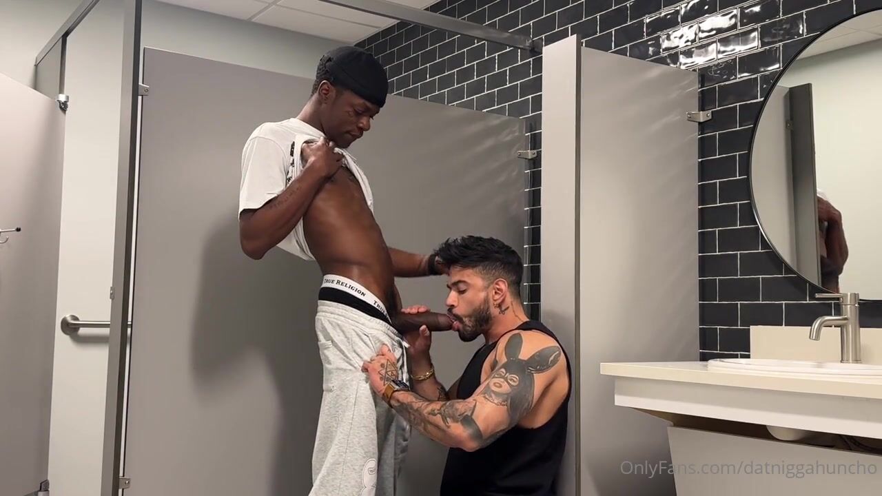 Bussy Control Malik Delgaty