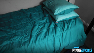 PervMom Nickey Huntsman WRB