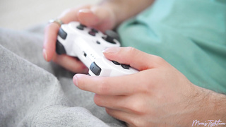 MomsTight Angelina Moon Off The Couch And Into Stepmom WRB