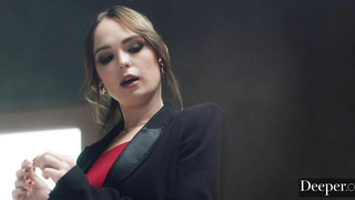 Deeper Lilly Bell NBQ