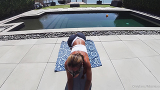 OnlyFan MissLexa Here Since Its Ur First Time Here Enjoy PP