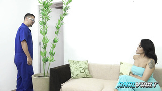 AnalVault Bia Hot MaMi