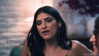 Transfixed Liv Revamped Zariah Aura and Gray Perrier Bachelorette Stripper Switcheroo Narcos