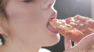 FemBoyish Femboy Pizza Delivery Girl Gets More Than Just The Tip – Yuna Yule, Occitan Prince & Seb Leblan