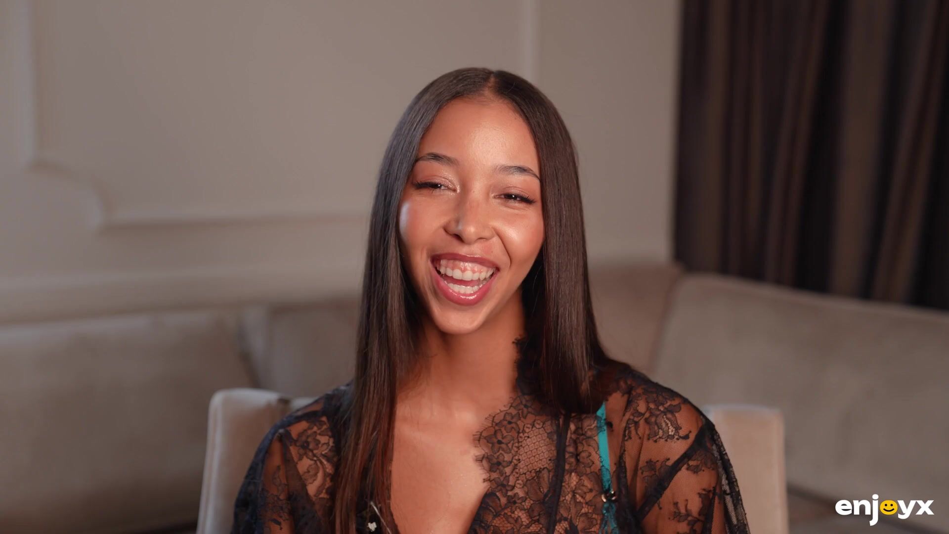 EnjoyX Lia Lin Seduction Trick PP 