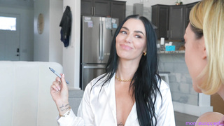 MomSwapped Lily LaBeau And Venus Valencia WRB