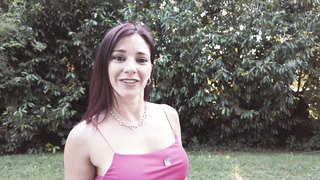 JacquieEtMichelTV Baby Fantasy Years Old Sales Clerk In Toulon PP