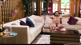 Reign & Isaac X fuck Beau Butler 2160