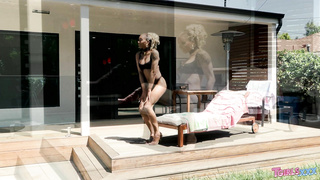 Tgirls Leilani Li & King Noire / The Sun Worshippers