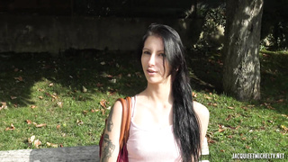 JacquieEtMichelTV Analeya Waitress In Perigueux