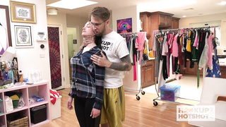 HookupHotshot E Jennifer Jacobs BTS