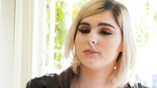 DevilsTGirls Ella Hollywood and Khloe Kay Bringing A Present Home