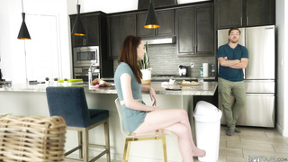 SpyFam Cecelia Taylor Sneaky Stepbro Catches Stepsis