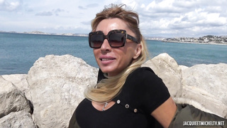 JacquieEtMichelTV Karla Two Guys To Eat FRENCH