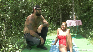 JacquieEtMichelTV Sonia Is Eating A Little Young FRENCH