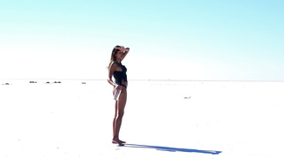 MetArtFilms Annie Hot Desert Warm Pee