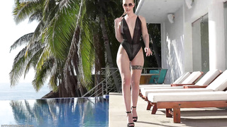 InTheCrack E Lulu Love Puerto Vallarta