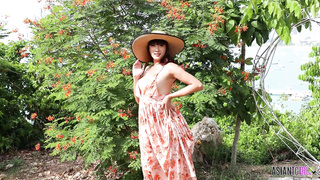 AsianTgirl Alice / Meet Alice!