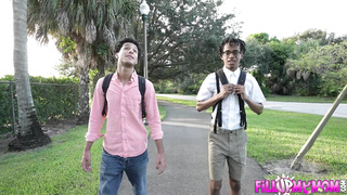 FillUpMyMom Slimthick Vic Putting Mom On The Market