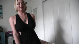 MomComesFirst Brianna Beach The Girlfriend GAYME