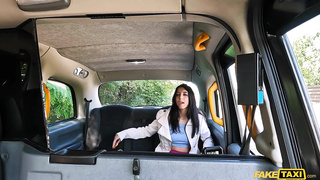 FakeTaxi Victoria Nyx