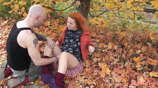 Lustery E Simona And Leo Autumn Leaves Licking