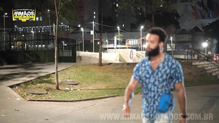 IrmaosDotados O cliente do coroinha